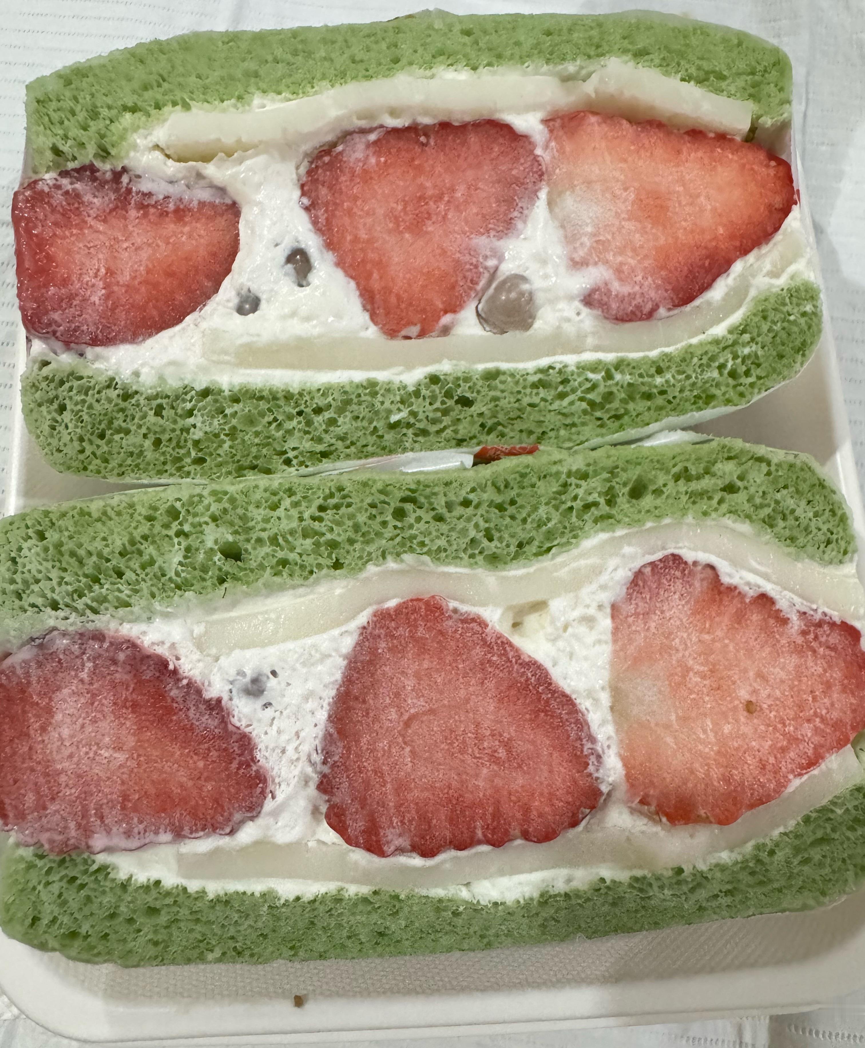 馅还行 皮难吃 不如直接买草莓