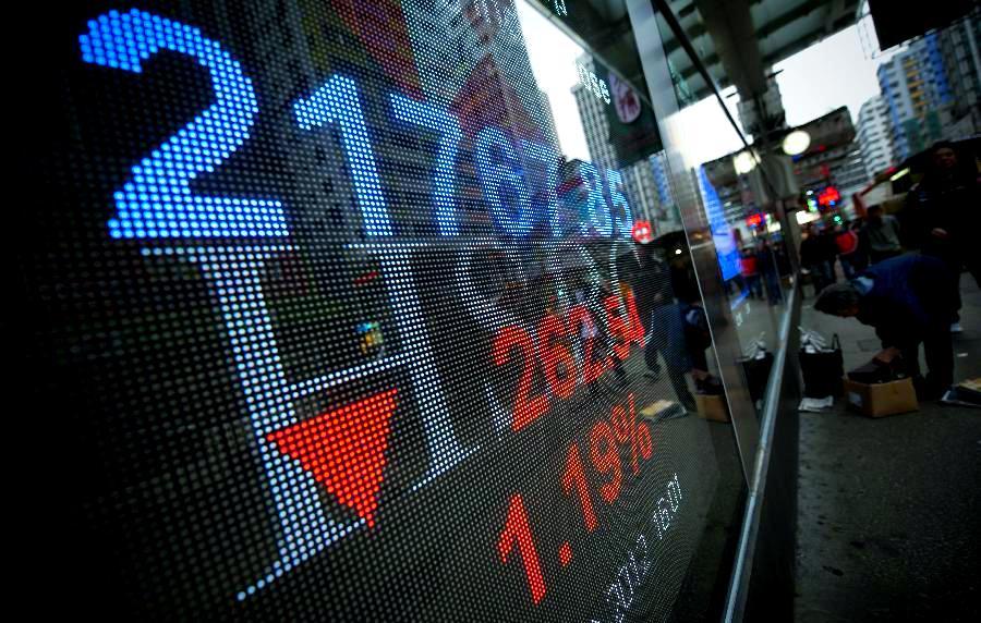 对于在我国A股市场上普通散户或者是千万级大户能利用的好都很困难，
一是信息不对称