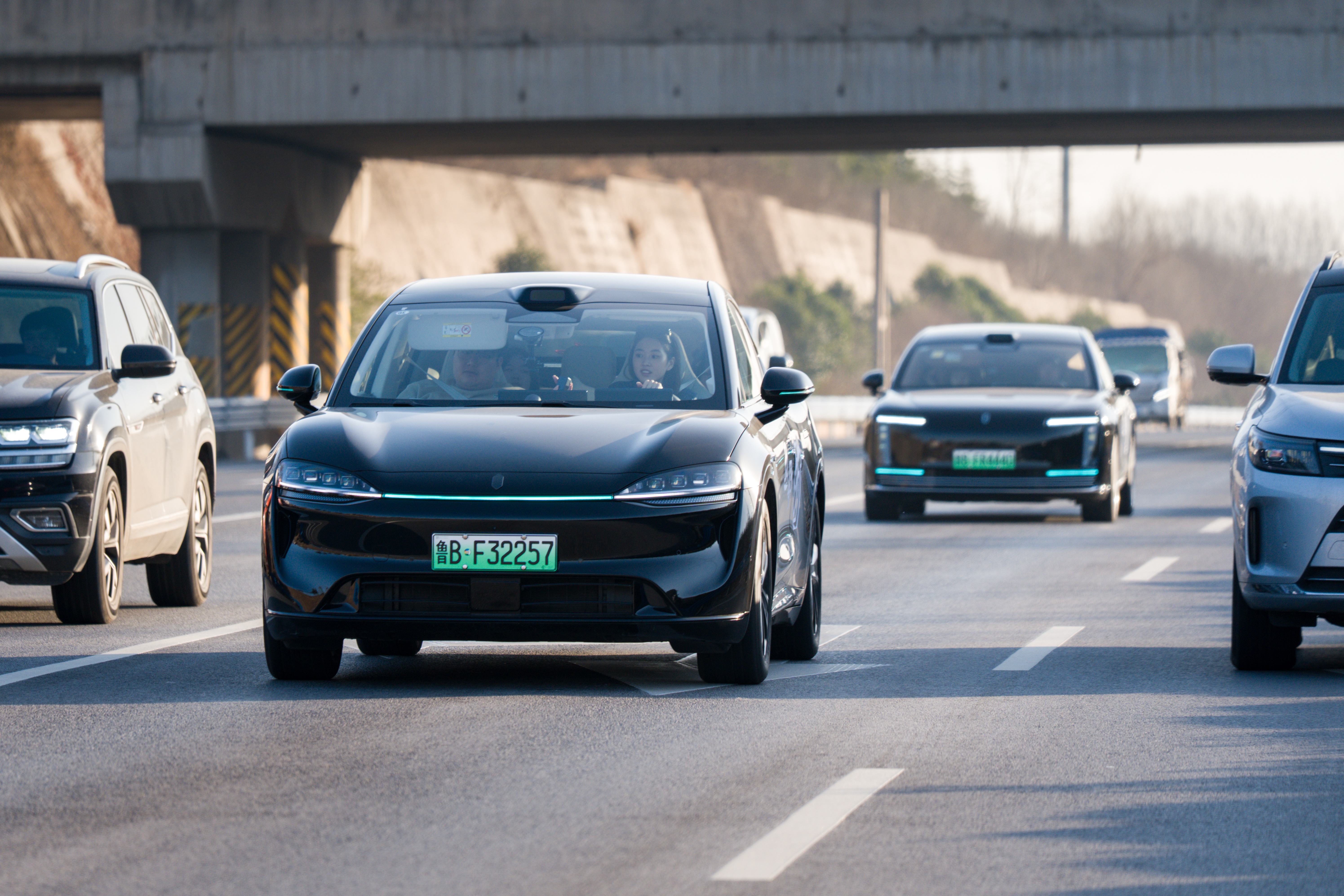 风阻系数每低一点，就更省油更省电一点，能在外形美观设计和风阻系数之间做一个平衡就