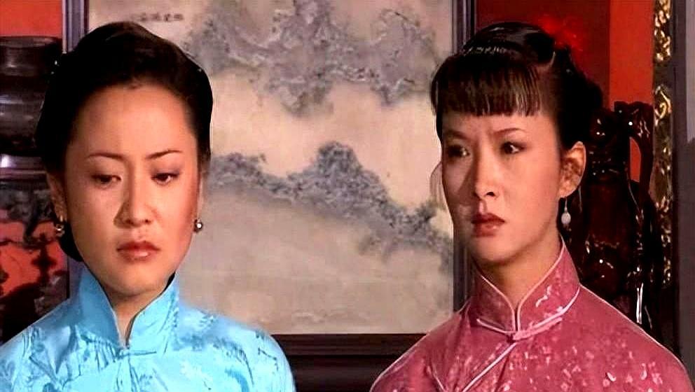 逼死槐花那天，她亲手把正房钥匙塞给香秀
 
杨九红以为熬死二奶奶就能翻身，转头逼