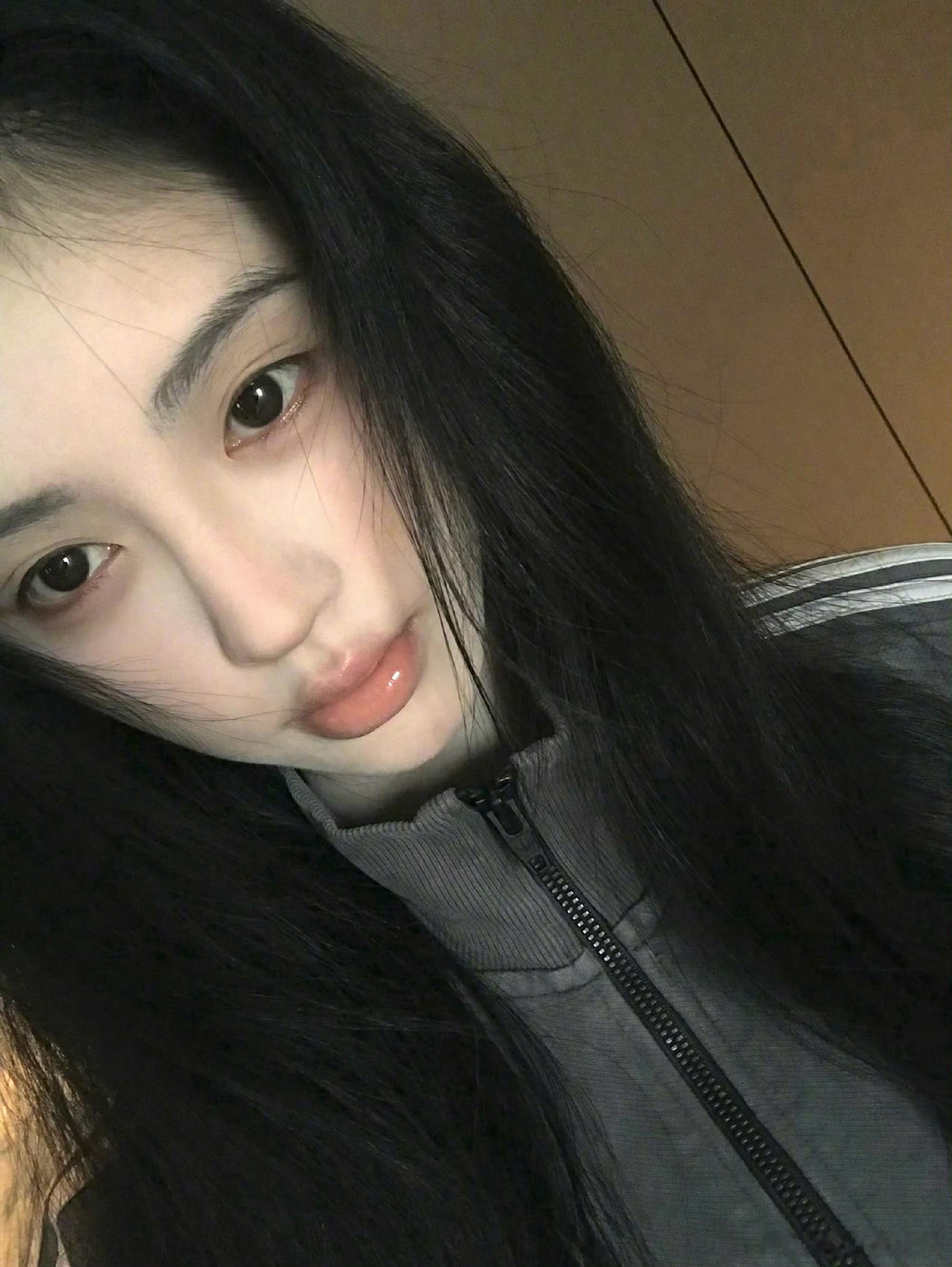 鞠婧祎阿黛 jjy🍊鞠婧祎万花世界 jjy🍊你的眼眸漾着我的穷尽山海的温柔梦