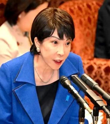 日本曾叫嚣说：当初签署日本投降书的是“中华民国”，而不是现如今的中国！

按日本