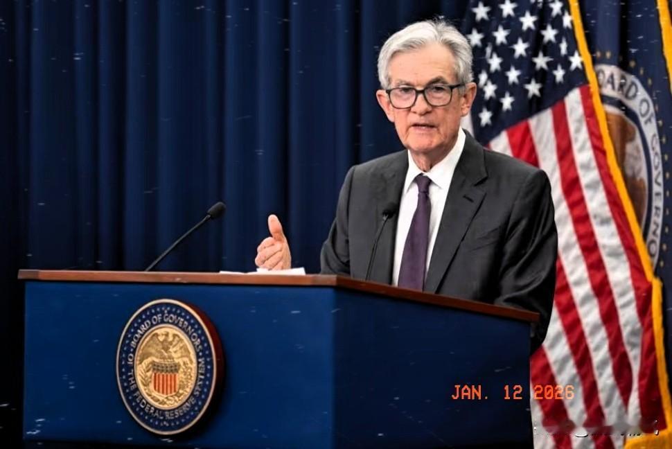 特朗普根本不算英雄好汉，美国美联储鲍威尔突然被调查，当记者问特朗普对此事怎么看，