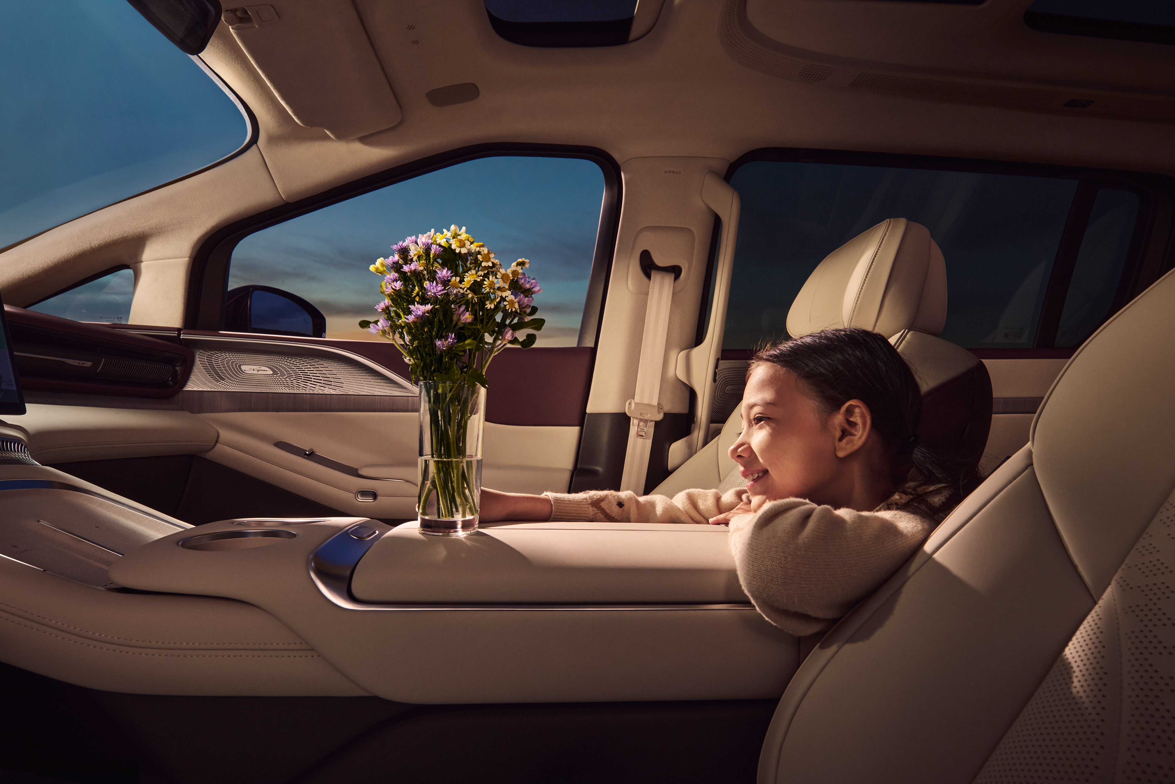 当一个人同时拥有电动车和汽车主要还是谁不遵守交规骂谁[doge][doge][d