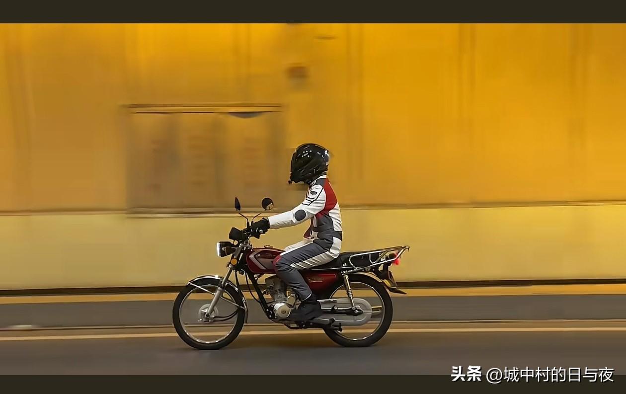这已经不是经费紧张的问题了
胜利队是破产了啊！