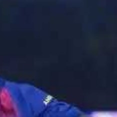 据塞尔电台记者桑蒂-奥瓦列报道，巴萨体育总监德科不支持留住拉什福德，即使在有利条