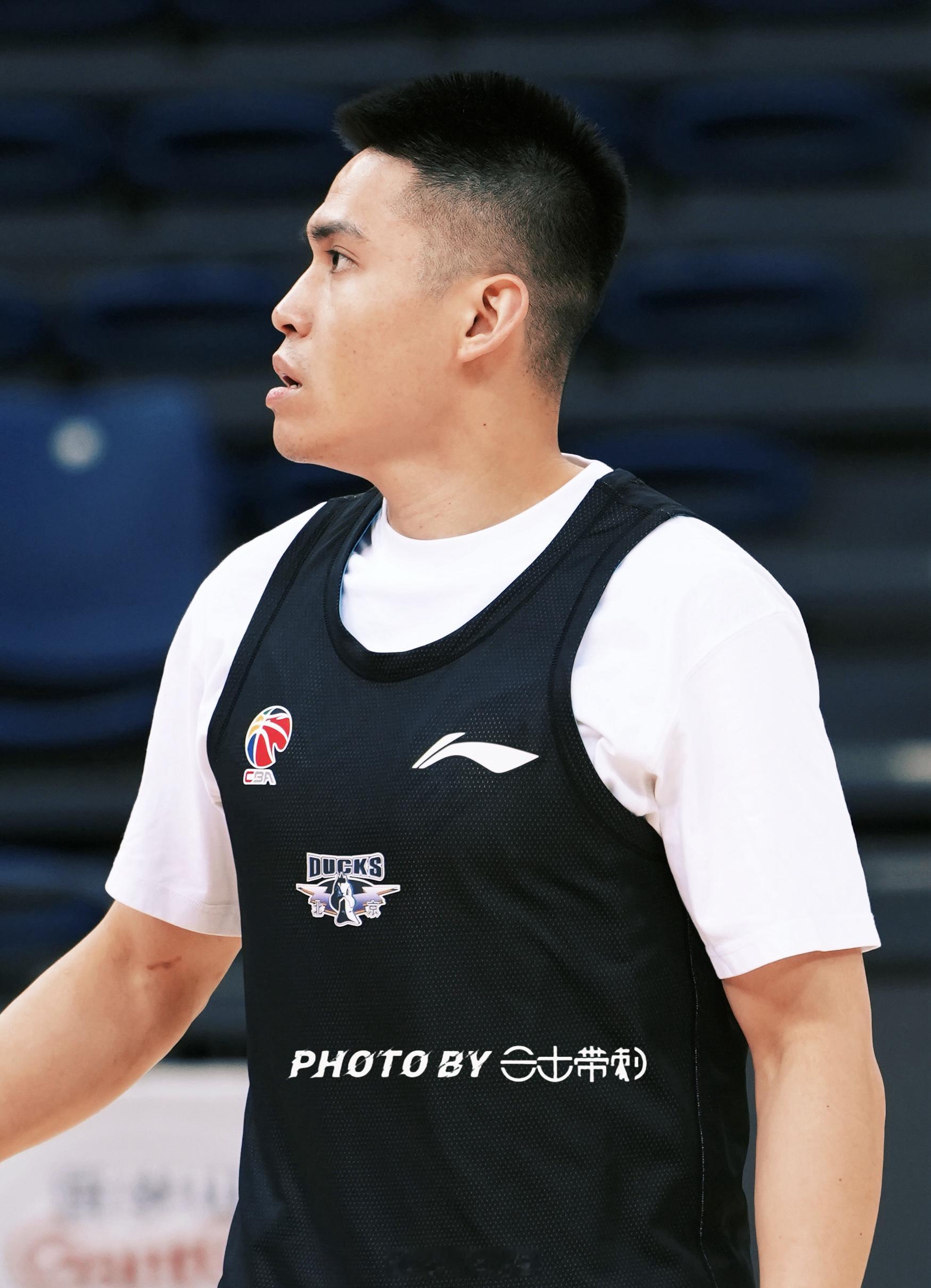 天津男篮vs北京男篮你嘛时候是津门第一啊打卡CBA主场＋1 天津·东丽体育中心