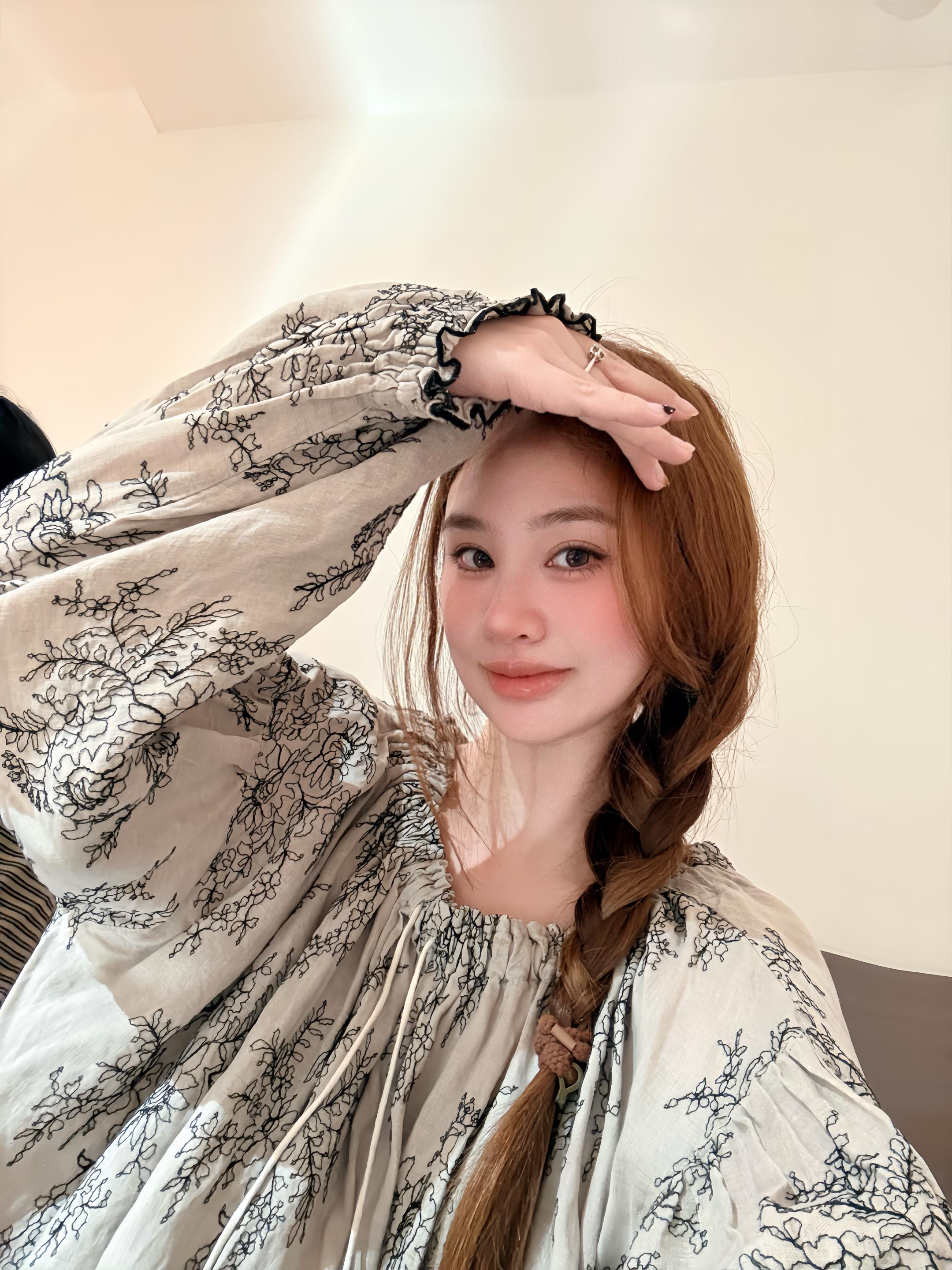 🤳🏻。