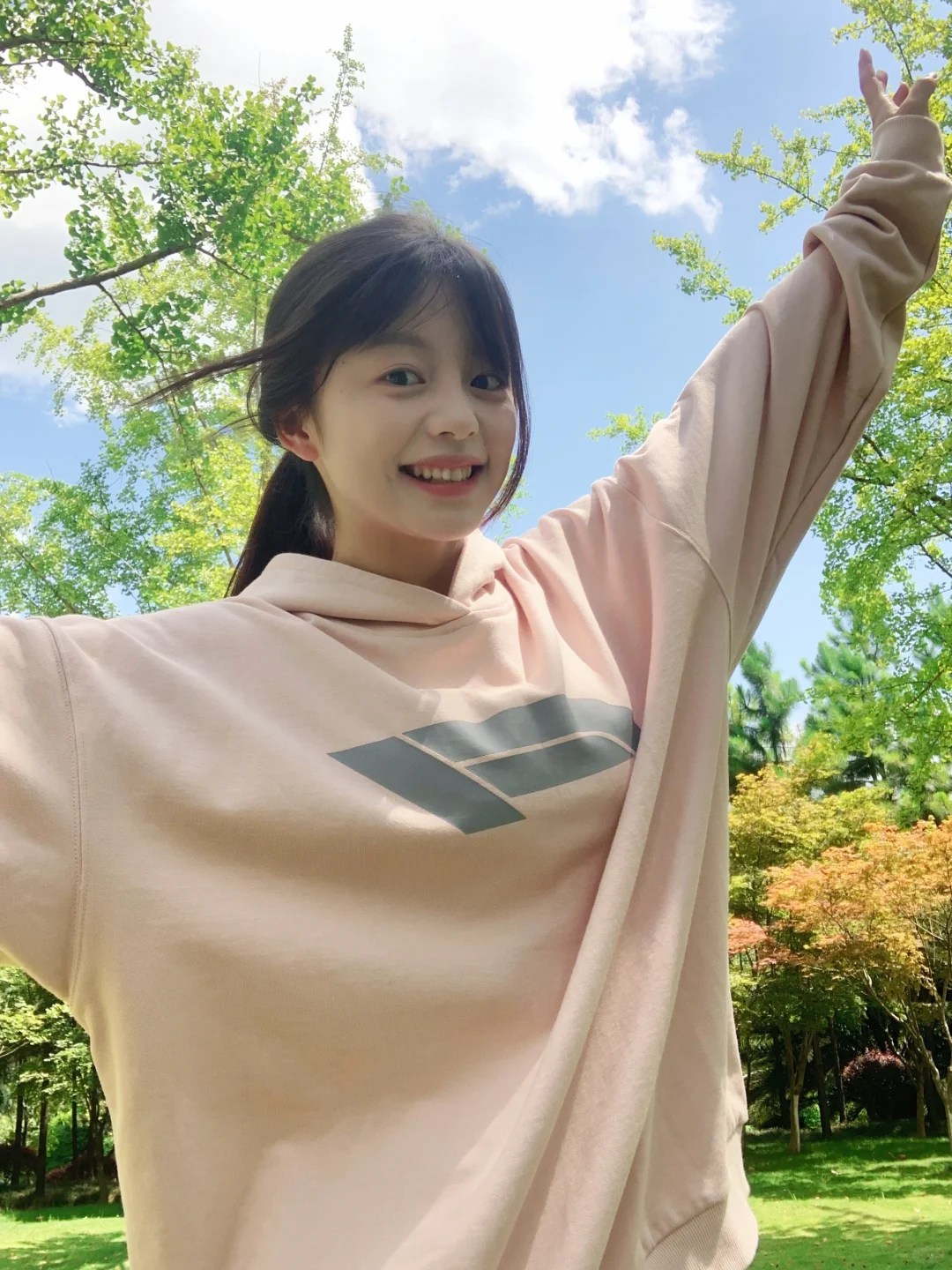 阳光明媚 我也明媚