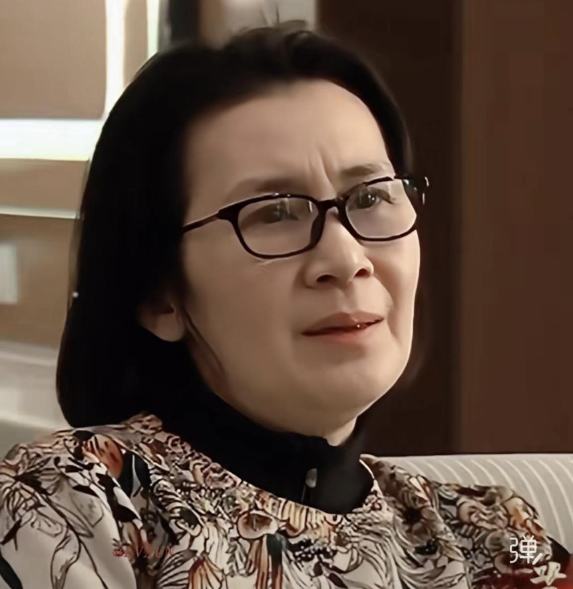 这是著名电影演员肖雄的近照。肖雄老师已从原空政文工团退休，目前在老家上海过退休生