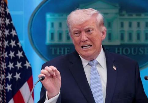 4月20日，美国总统特朗普在“真实社交”上发帖称，以色列从未说服他支持对伊朗开战