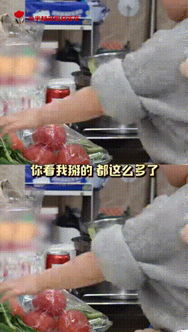 爸爸当家乐悠互联网神仙孩子爸爸当家对比同龄孩子反差感很明显，独立又贴心的性格格外