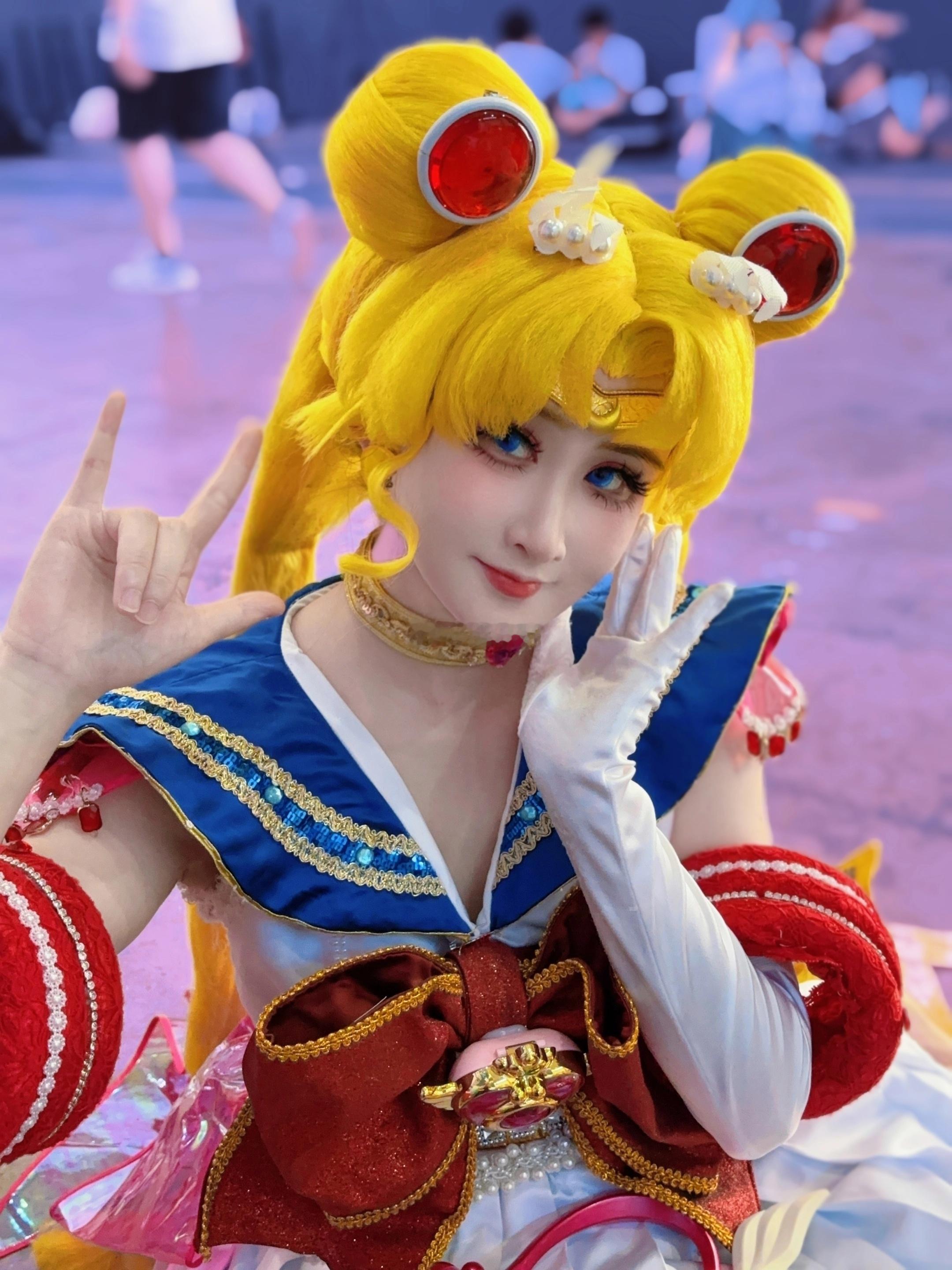 COS[超话] 🌙爱与正义的化身💗美少女战士月野兔水兵月水冰月魔法少女cos