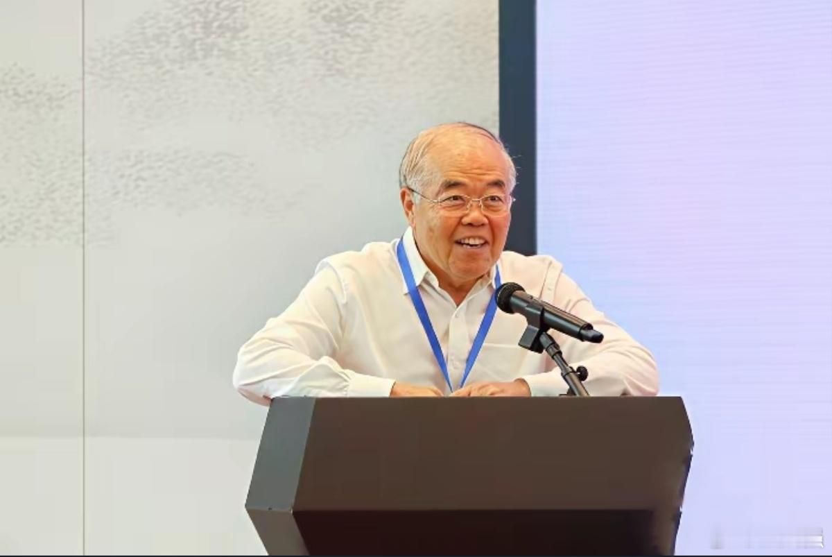 顶尖级对台专家新观点：一个提“不统而统”，一个提“中美共管‘台独’”。一句评论：