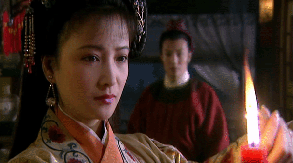 突然发现，两位“包惜弱”都已经离开人世，一位是周海媚，一位是何晴。

两人都是在