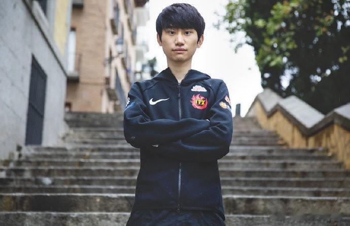 #英雄联盟s13#韩媒爆料：S9冠军选手以103亿韩元买下韩国超级豪宅！

韩媒