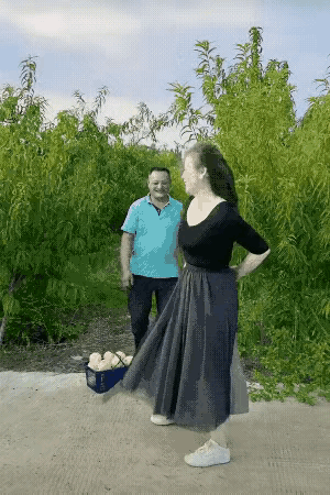 1 天呐！厉害了我的姐，把我都绕晕了！[震惊]
2 老奶奶这是一看就会，一学就废