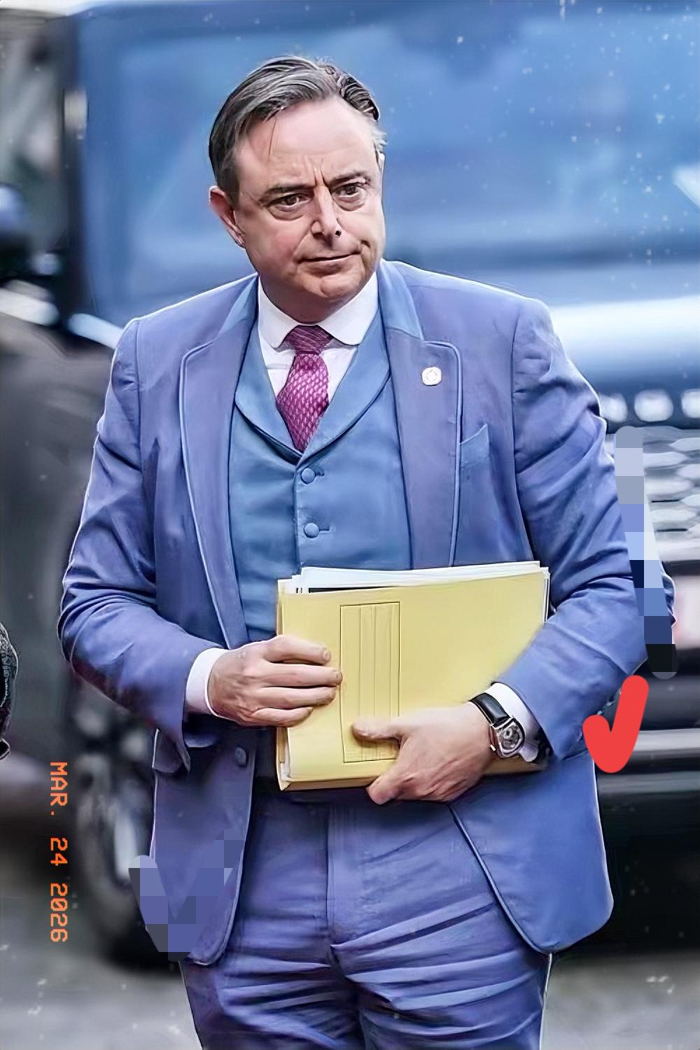 全网怒了！必须制裁比利时首相！颠倒黑白，必须付出代价！

          这