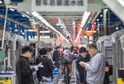 美国的阴谋彻底藏不住了！台海南海全是幌子，真正目标，是中国最厉害的那张王牌！这两