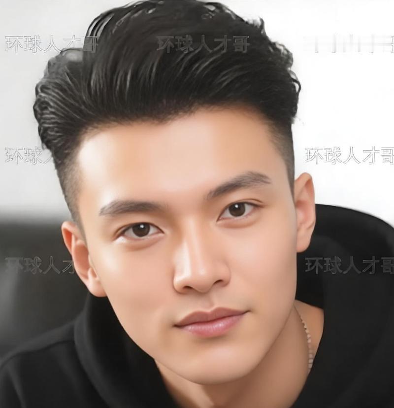 向远方，西安高新一中的超级学霸，陕西省高考状元，英语考了147分，却认为考的不好