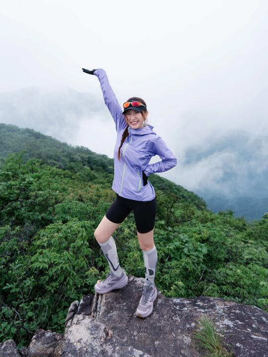 在天目山的云雾里 悄悄撒个野