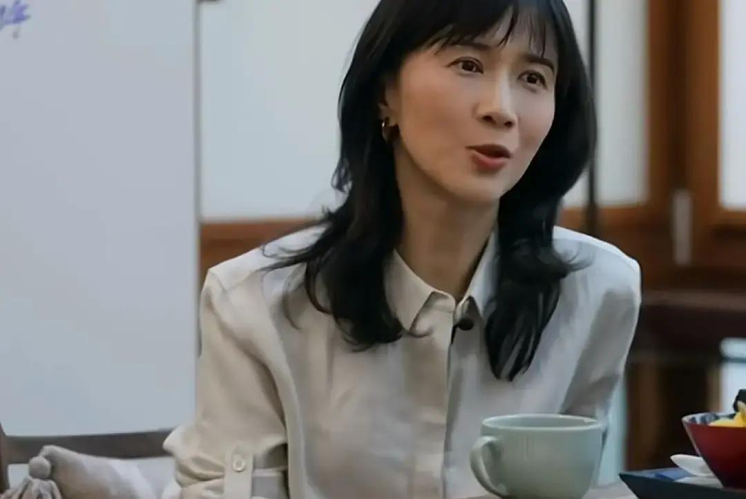Papi酱当年有多排斥广告，后来就有多“真香”，钱这东西试过就回不去了。

聊到