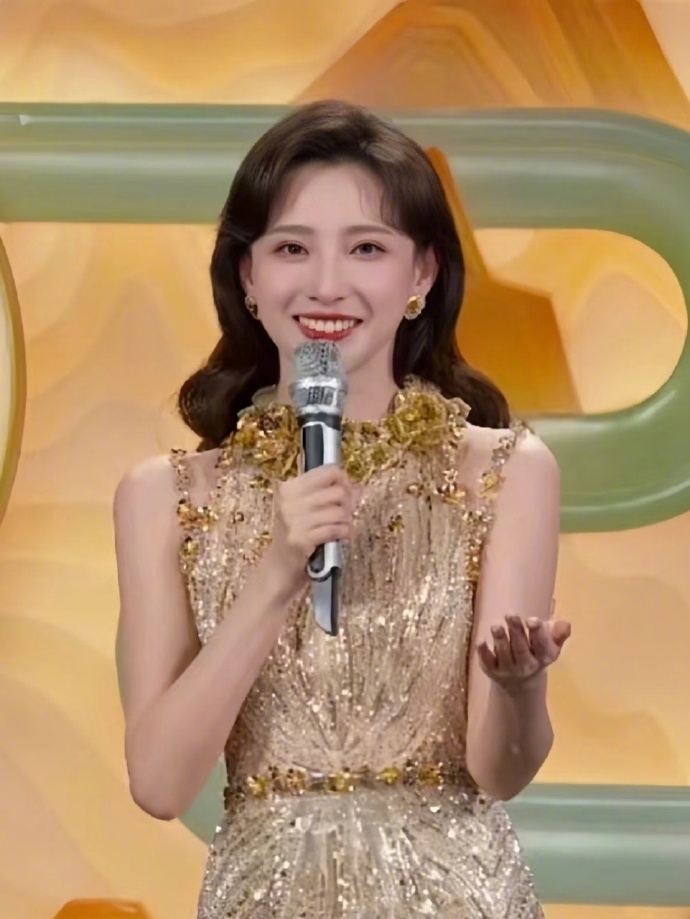 马凡舒上了两次马年春晚 和马年春晚锁定了奇妙的缘分！上一个马年积累经验，这个马年