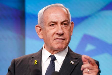 以色列要扔核弹？这个消息一出，瞬间引发全球关注。
 
英国《每日邮报》爆料，内塔