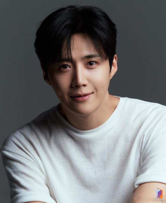 【正式立场】继车银优之后，金宣虎也陷入逃税嫌疑…Fantagio表示“正在办理注