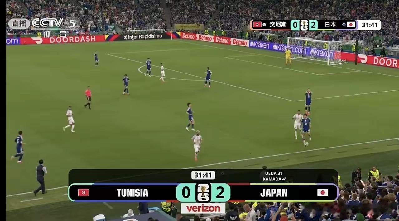看看日本队对突尼斯队的表现一句话：静如止水动若狡兔

世界杯第二轮比赛，日本队碰