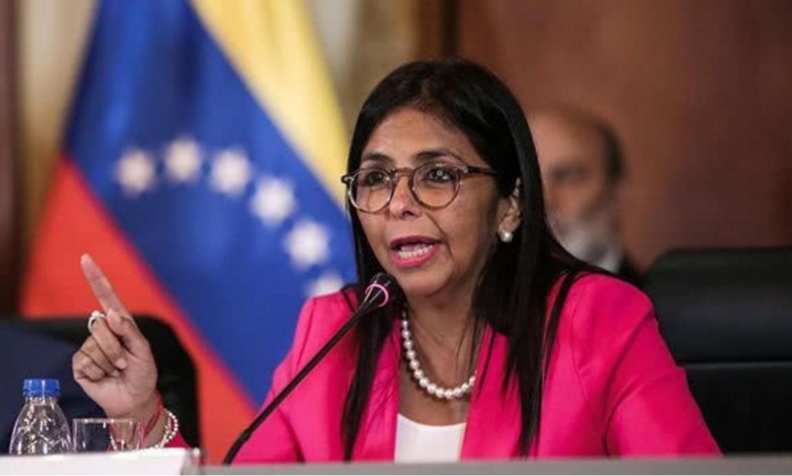 马杜罗恐怕到现在也没想明白。抓他的不是美国特种兵，而是那个和他在加拉加斯贫民社区