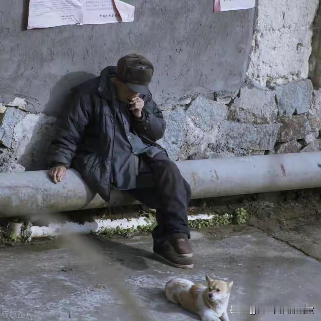 都说农村光棍汉越来越多了，

农村光棍汉有一个共同点就是穷，

穷也就算了，还是