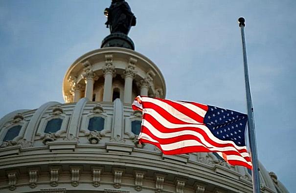 美国做出的最大的贡献就是成功压制住日本！没有让这个国家成为超级大国，要知道，当时