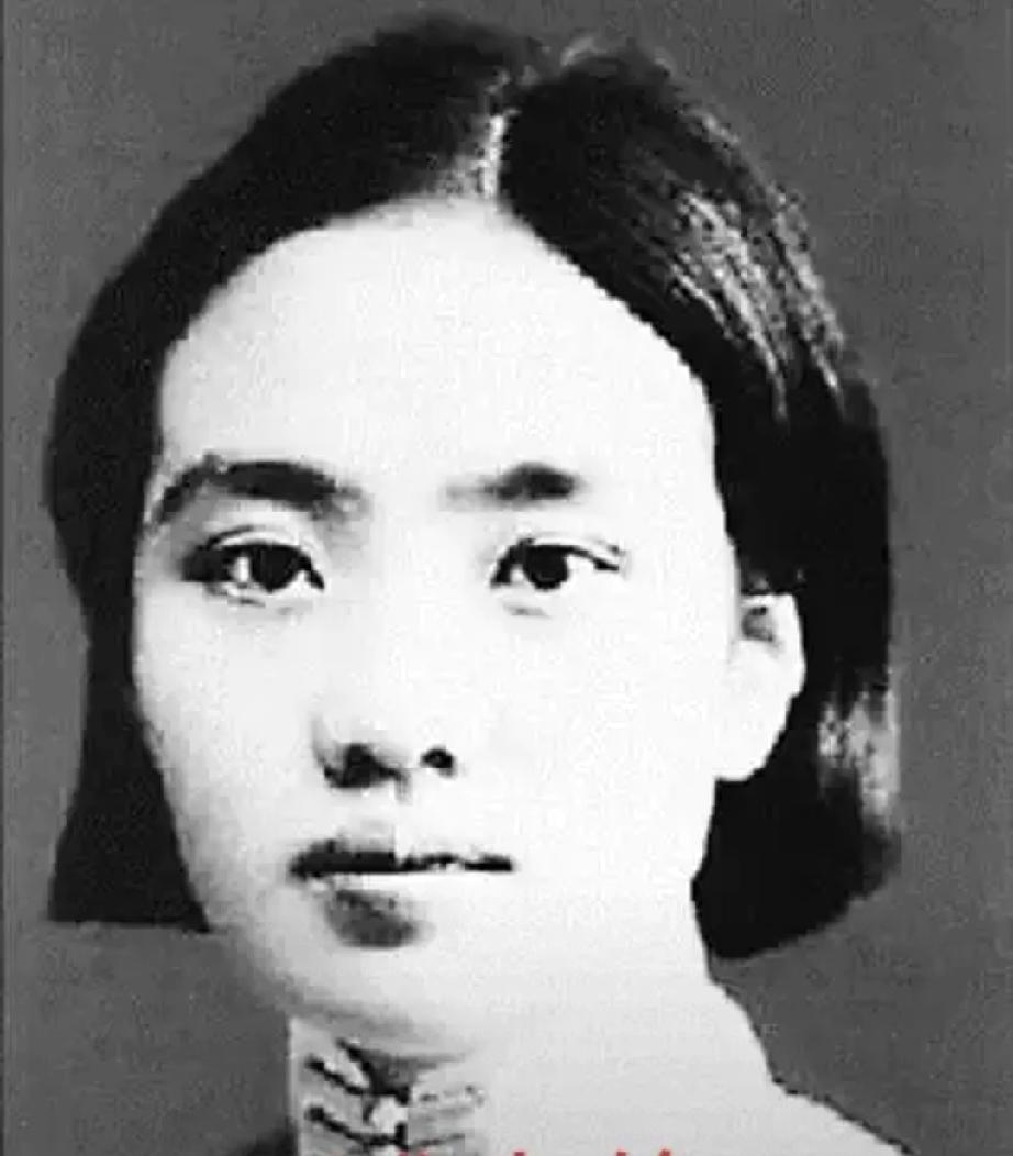 从农家子弟到开国元帅！
彭德怀的传奇人生，




妻子的最后抉择引发无尽争议