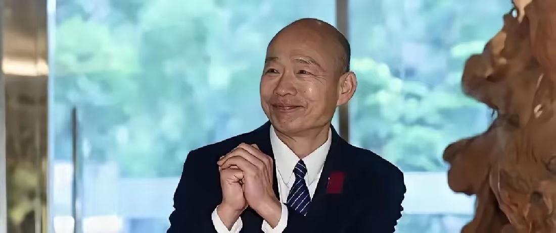 韩国瑜这事，最大的刺眼点不是他能不能再当院长，而是有人已经把“位置”当成了“本事