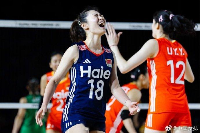 中国女排王梦洁 朱袁张1块2毛9[超话] 中国女排3比1墨西哥女排 ​​​