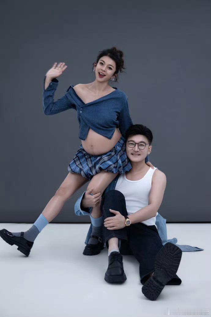 谈莉娜生子谈莉娜宣布产子✨09快女谈莉娜升级当妈！5月2日平安诞下儿子，幸福晒出