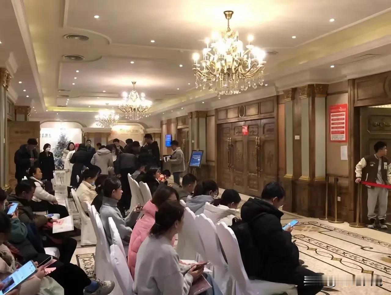 无耻至极！因为下半年招聘岗位比较多，公司准备增一个招聘岗。在面试了8个候选人后，