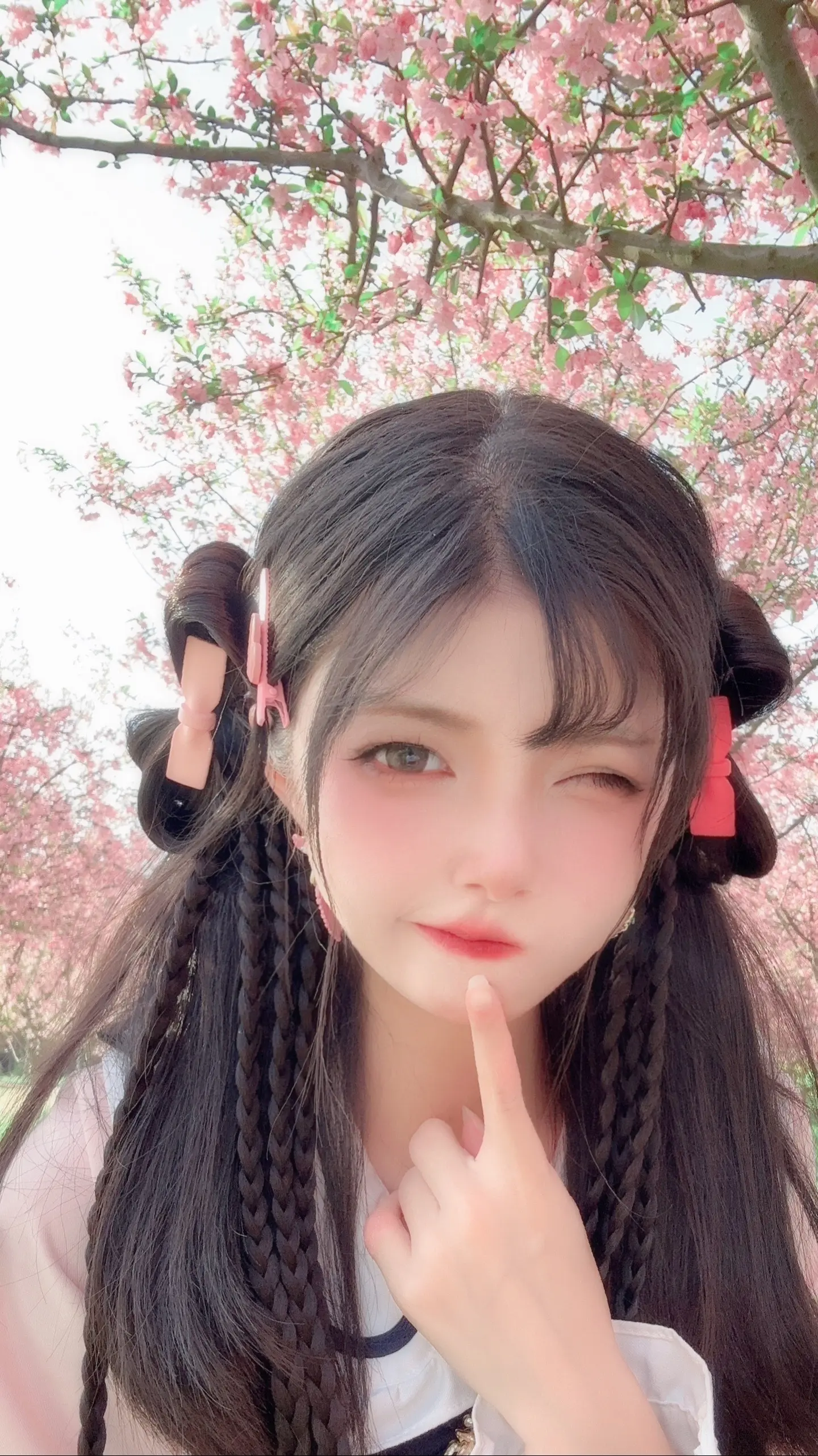 可可爱爱，大大脑袋