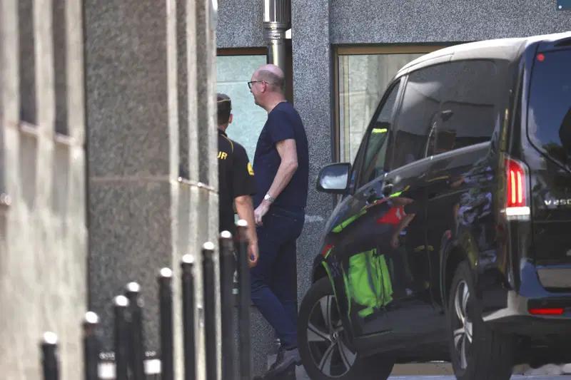 挪威王室 🇳🇴2月25日，索妮娅王后、哈拉尔国王的私人医生bjørn ben