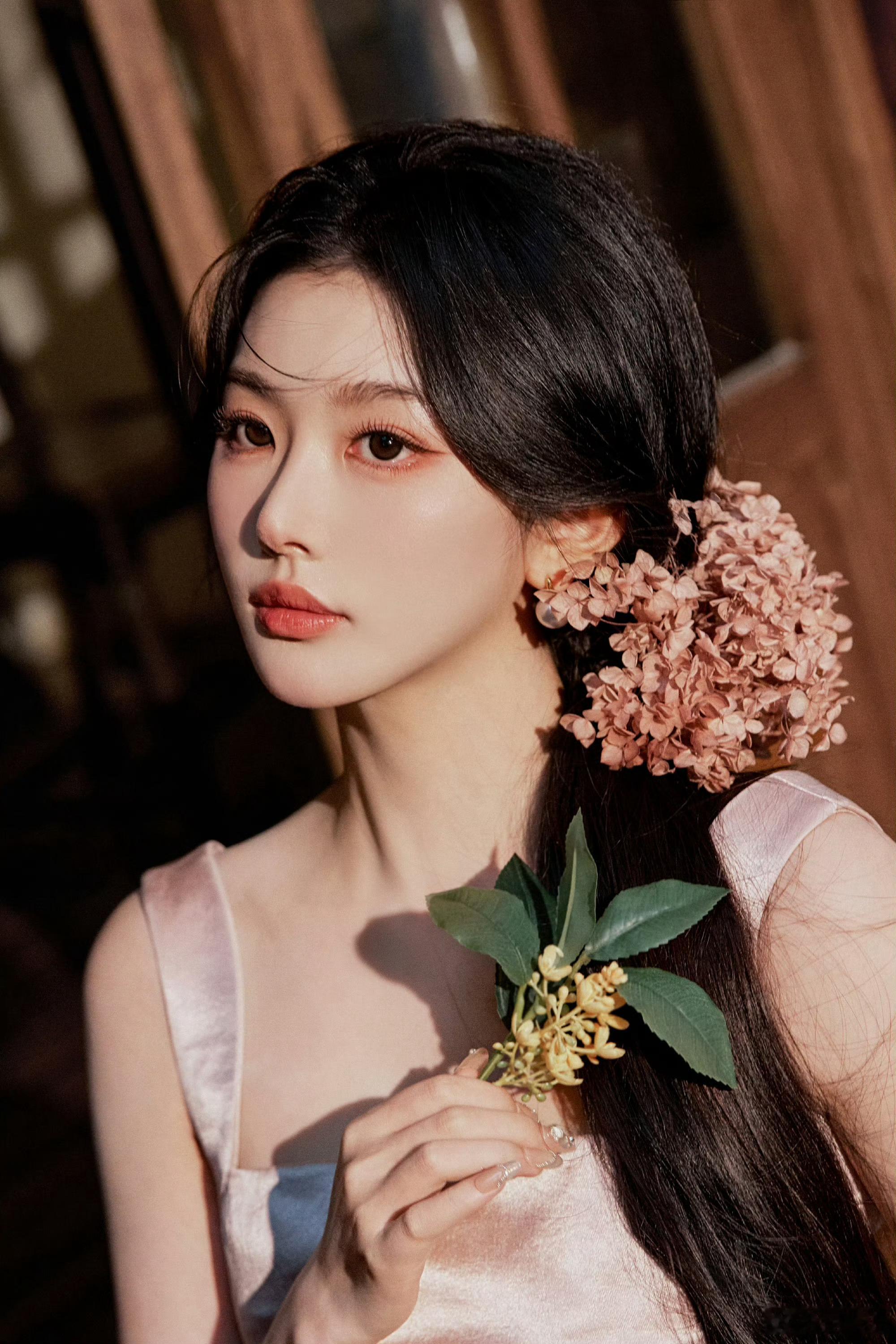 孔雪儿终于会用脸了美煞我也这个雪儿一整个新中式小白花[流鼻血][流鼻血][流鼻血