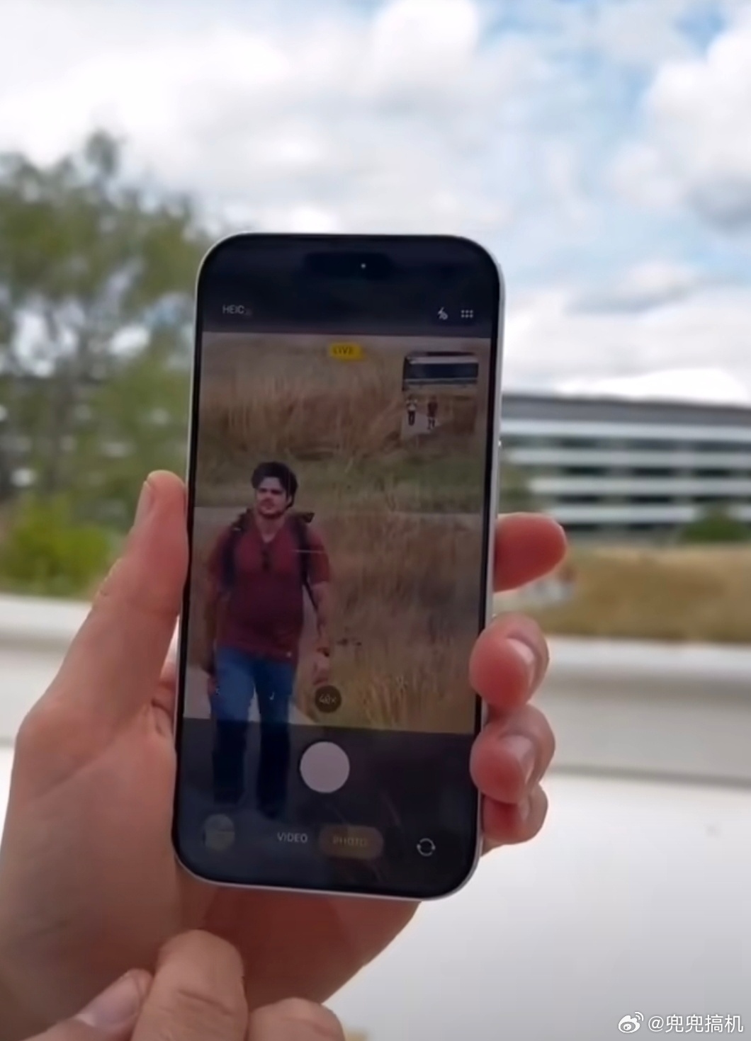 iPhone17Pro相机是疯狂的广角起步 拉到最远，这不是短视频平台安卓手机玩