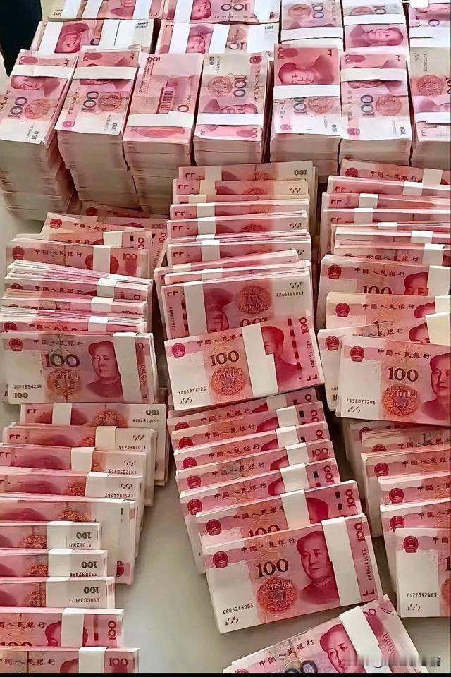 当今社会，我们应该如何看待金钱？

钱是什么？是底气，但不是老底。

年轻时觉得
