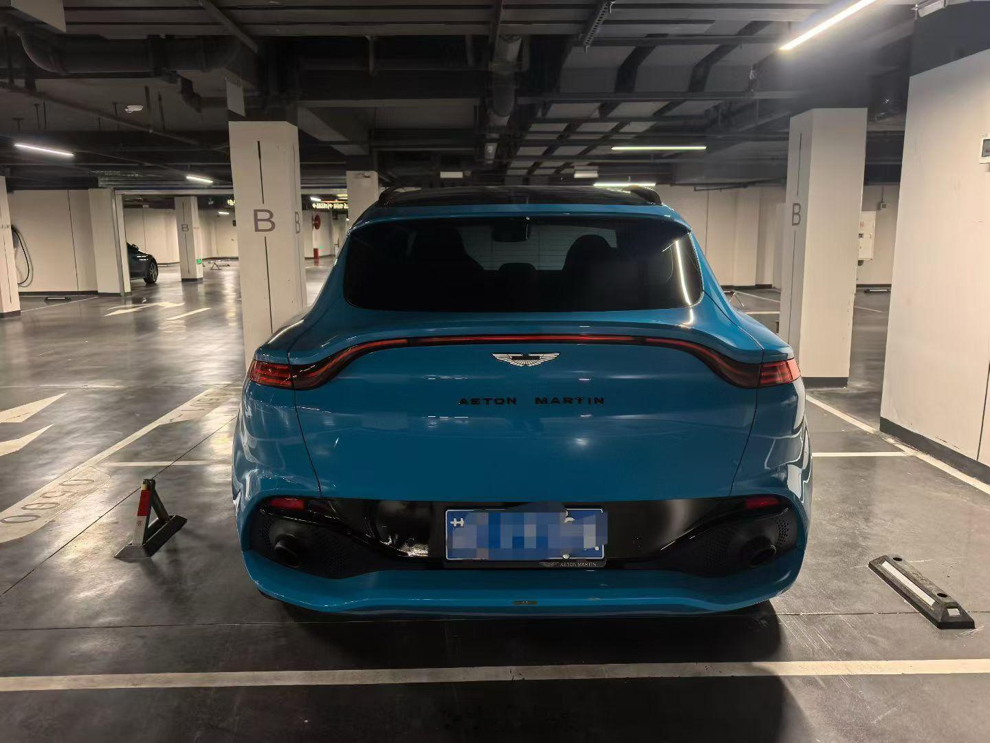 最新购入阿斯顿马丁DBX 3.0T，23年3.1万公里，晚上到店！ 杭州·杭州市