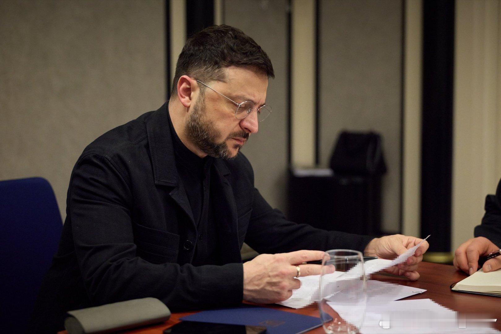 美乌柏林会晤即将开始。泽连斯基正在为与美国代表会晤做准备 