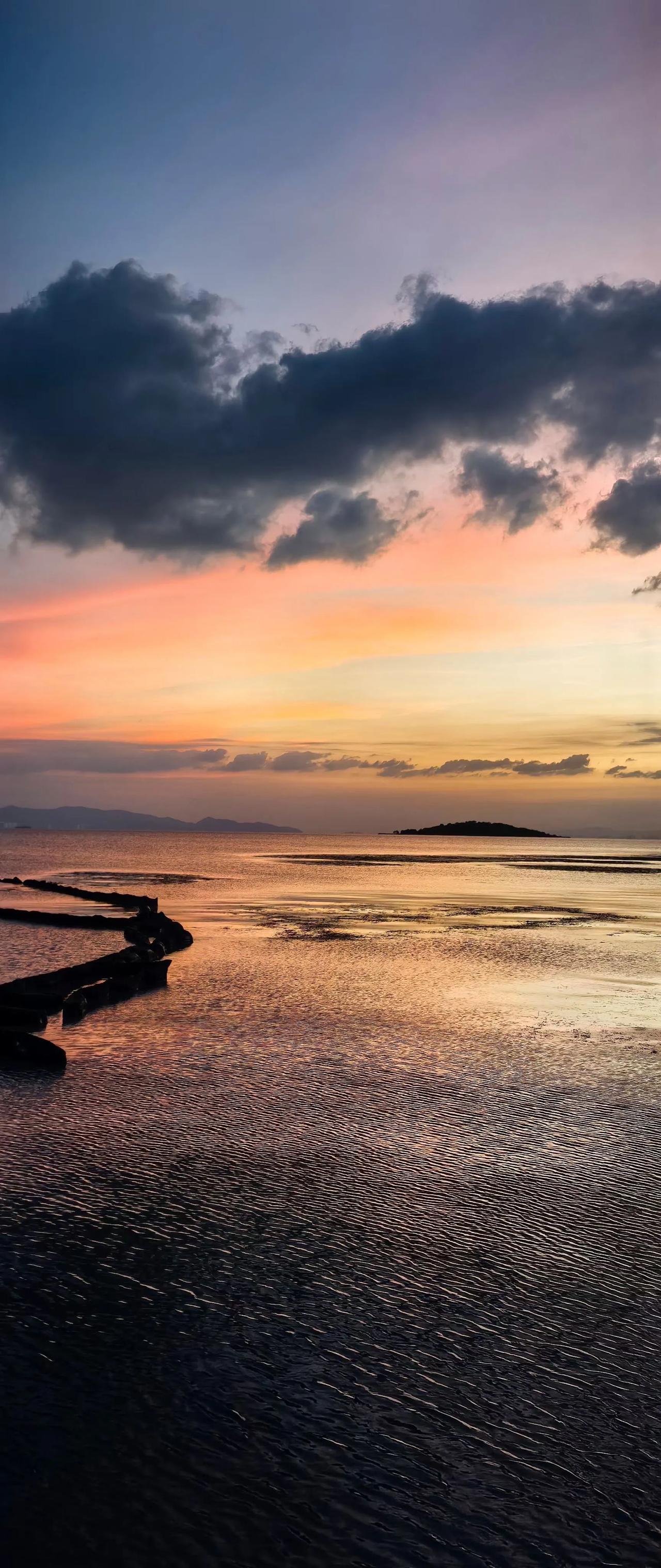 一个圈子里面，真正厉害的人，往往都是那些很安静的人，正是因为这份安静，其他人的一