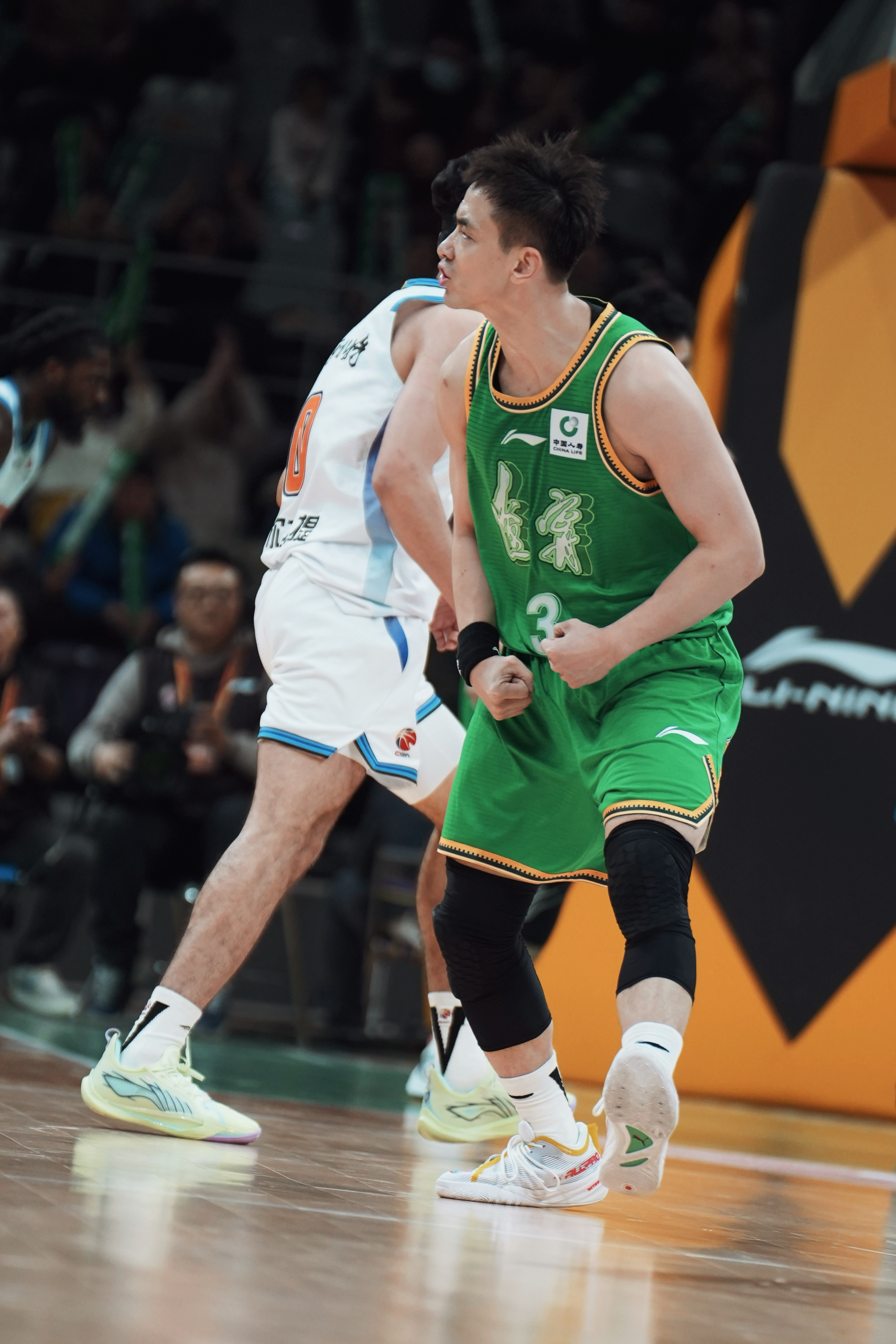 我们的领袖回来了！这个家不能没有赵继伟！！！辽宁男篮