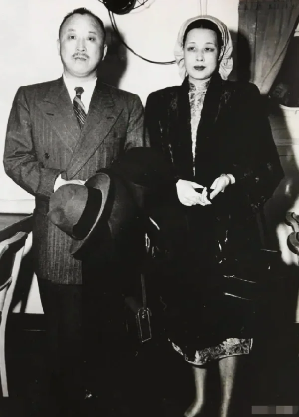 卫立煌回大陆｜1955年