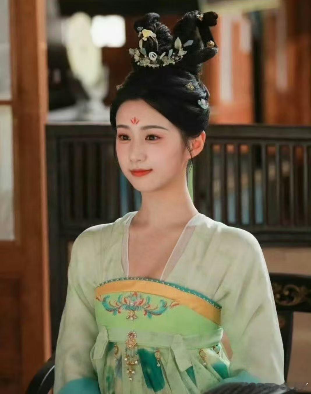 窈窈有期官宣何与包上恩局王双强海报 窈窈有期官宣直接戳中我的心巴！何与和包上恩颜