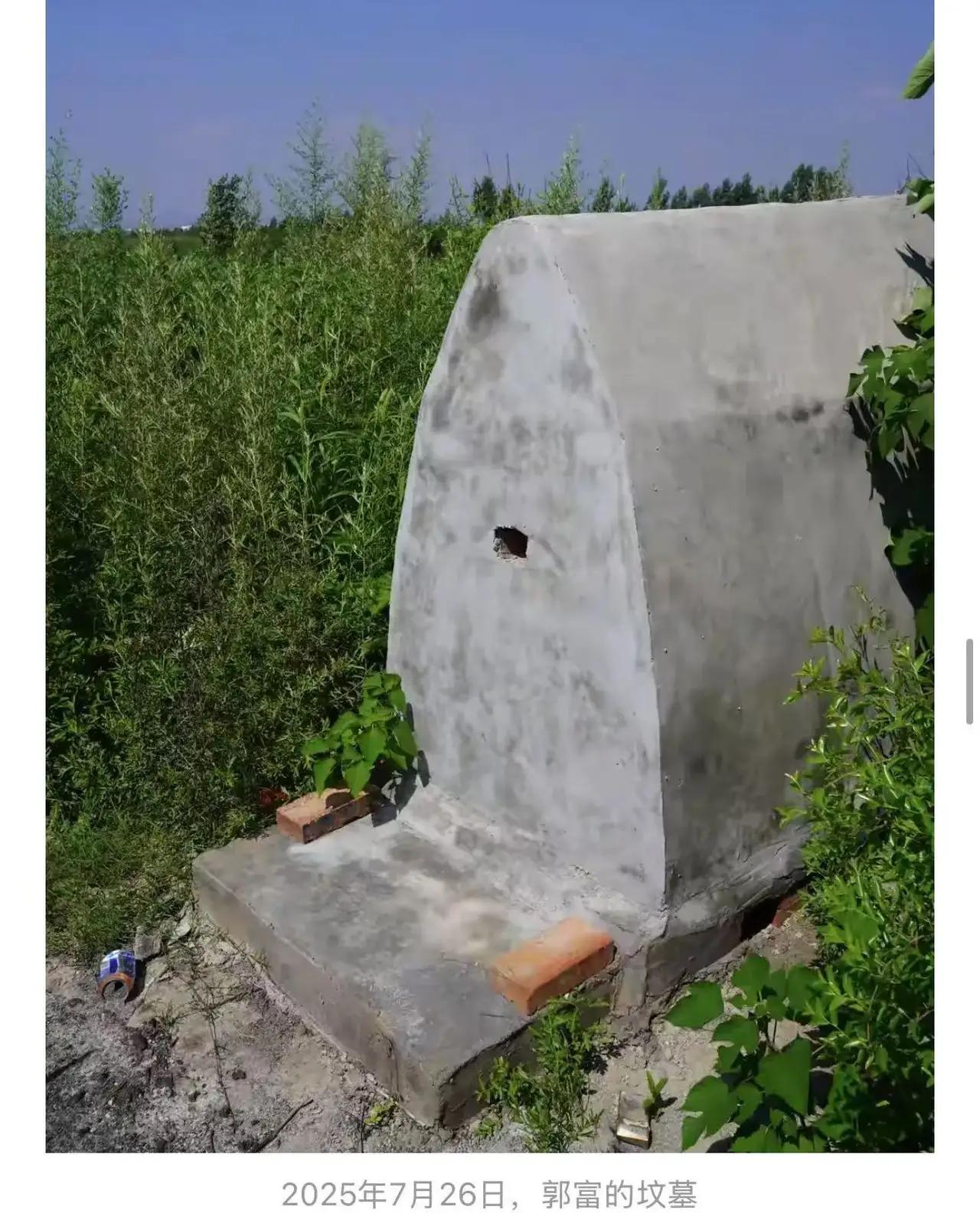 死无对证！19岁小伙错付千元车费自杀，司机首次回应：并非错付，而是套现，他下车时